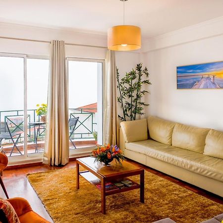 Modern & Spacious Sea View Flat For Lovely Vacation Canico  Exterior photo